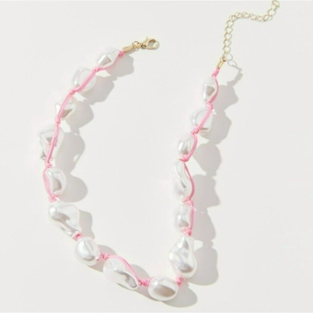 NEW Urban Outfitters Pearl Corded Necklace